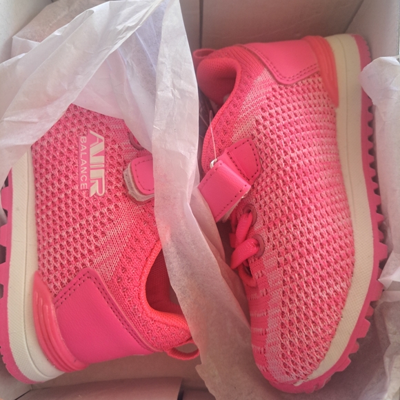 Air Balance Kids' Pink Sneakers - Picture 3 of 4
